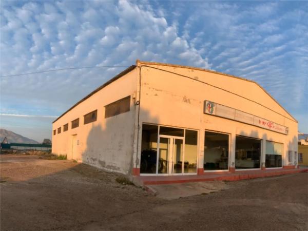 Nave en carretera Alicante Murcia