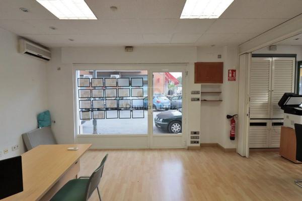 Local en calle Pintor Agrasot, 72