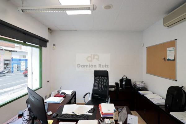 Local en calle Pintor Agrasot, 72