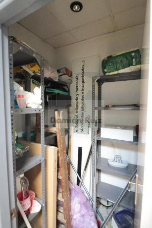 Local en calle Pintor Agrasot, 72