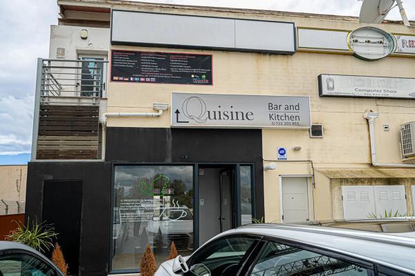 Local en Barrio Villamartín-Las Filipinas