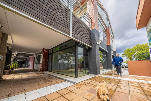 Local en Barrio Villamartín-Las Filipinas