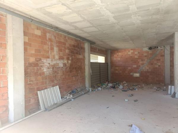 Local en calle Malaquita, 1