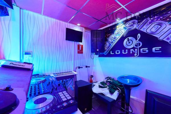 Local en avenida de las Brisas