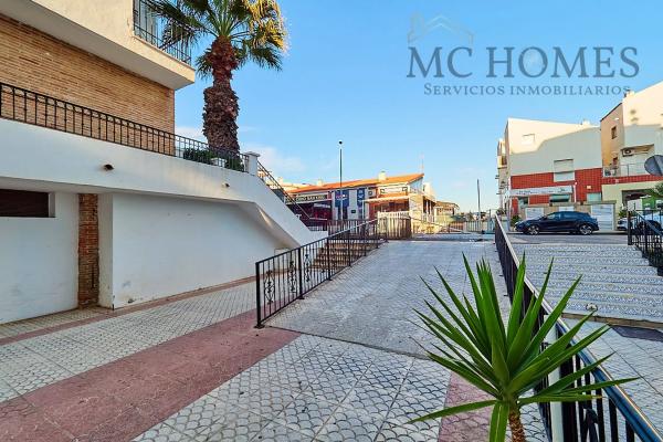 Local en avenida de las Brisas