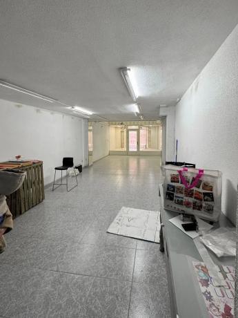 Local en calle Mayor, 27