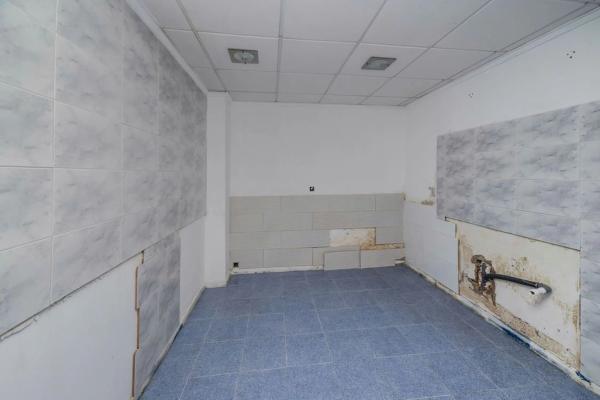 Local o nave en calle Adolfo Clavarana