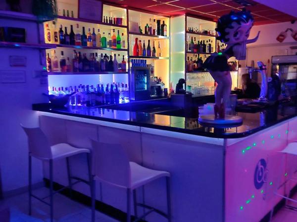 Local en avenida de la Brisa s/n