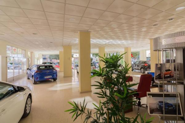 Local en calle Cristo de Zalamea