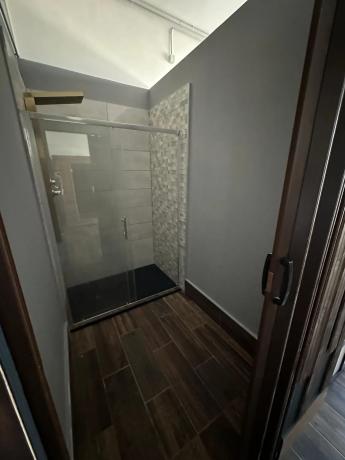 Centro estético en avenida de California, 9