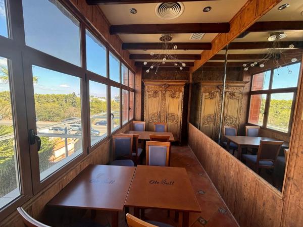 Local en carretera de Villamartín, 13