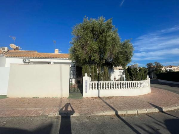 Local en Barrio Los Almendros-La Florida