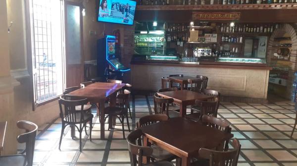 Local en calle San Juan