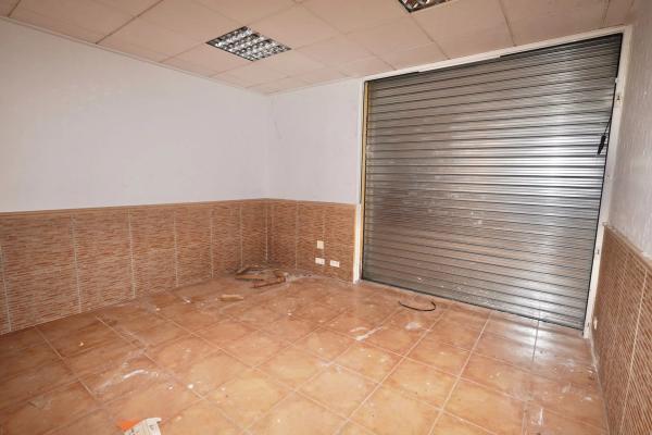 Local en Adolfo Clavarana, 54