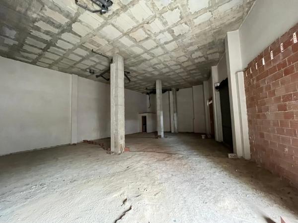 Local en ronda de Santo Domingo, 28 a