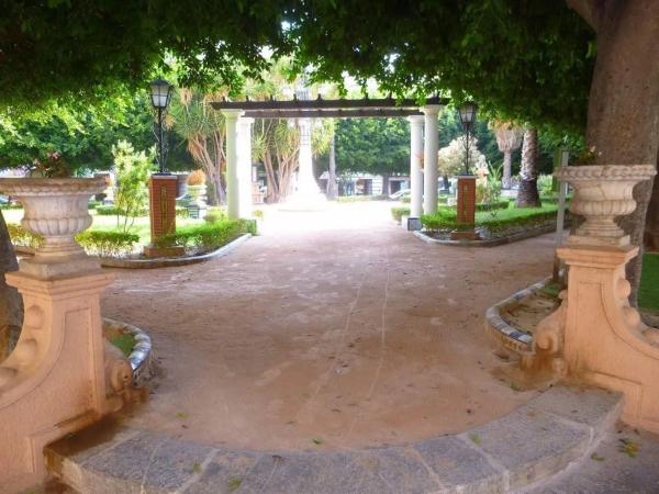 Local en calle Campoamor