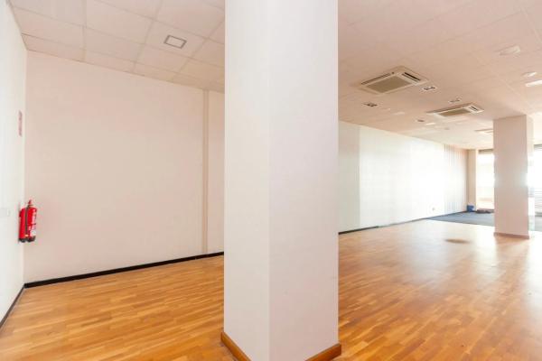 Local en Barrio Zeniamar-Horizonte-La Campana