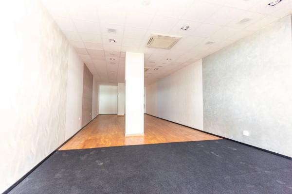 Local en Barrio Zeniamar-Horizonte-La Campana