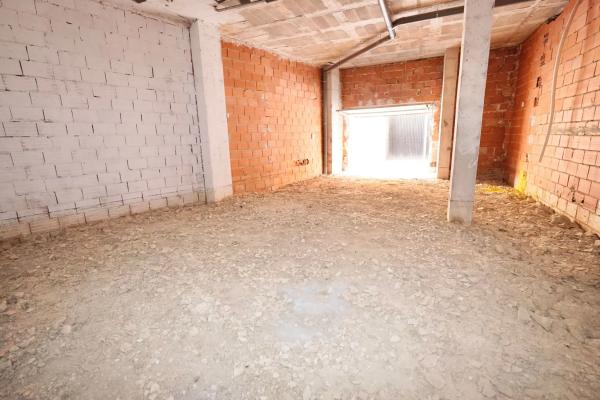 Local en Cedaceros, 4