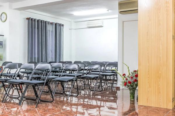 Local o nave en avenida Teodomiro