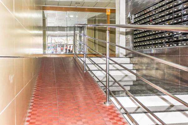 Local o nave en avenida Teodomiro