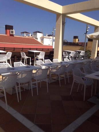 Local en avenida Tiro de Pichón, 49 -50