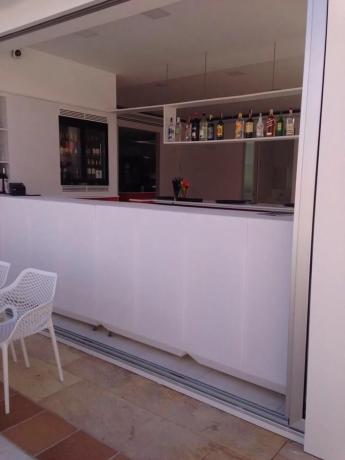 Local en avenida Tiro de Pichón, 49 -50