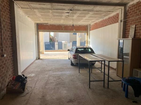 Local en calle Malaquita, 1