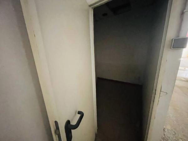 Local en carretera Molins