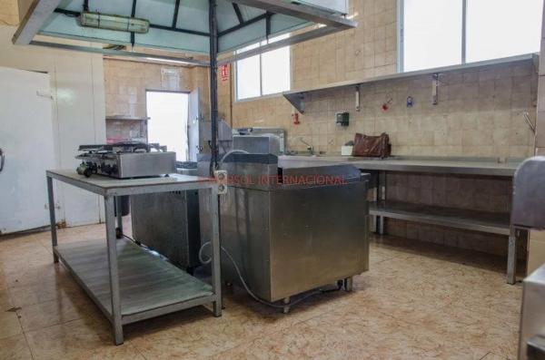 Local en calle Carmen