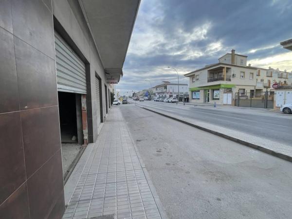 Local en calle Orihuela