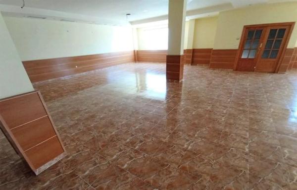 Local o nave en calle Miguel de Cervantes