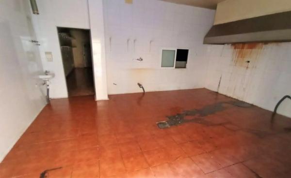 Local o nave en calle Miguel de Cervantes