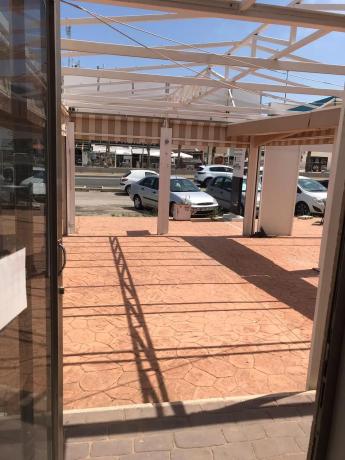 Local en calle Isla Tabarca, 10