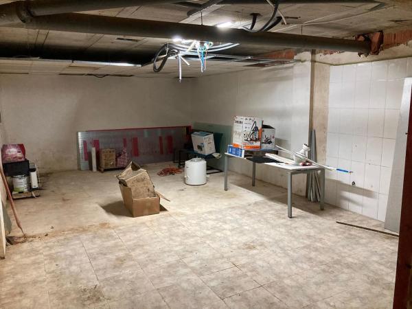 Local en calle Isla Tabarca, 10