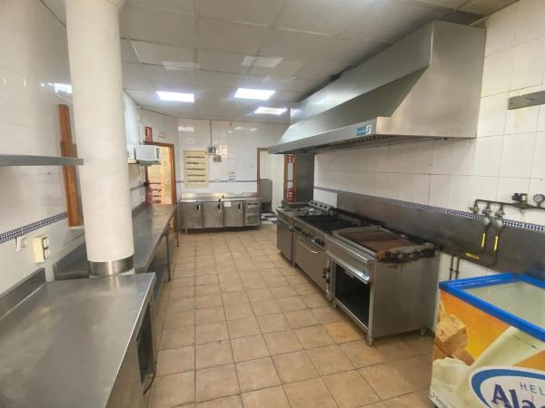 Local en calle Madrid Mojón, 6