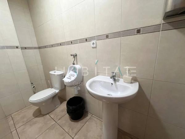 Local en Zona Pueblo