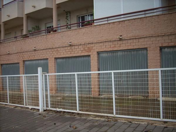 Local en avenida de Holanda