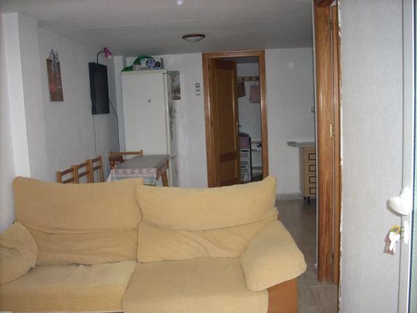 Local en avenida de Holanda