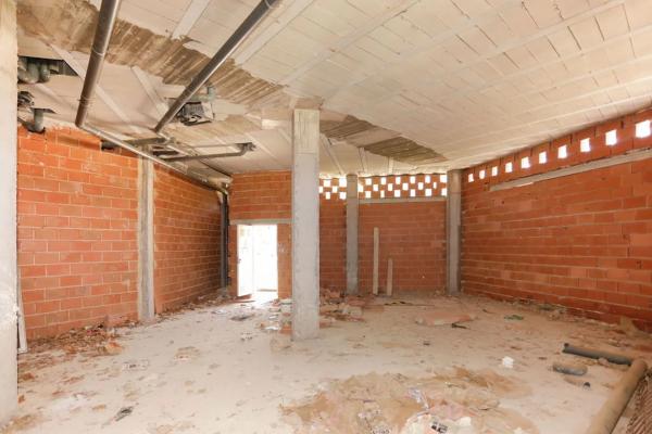 Local o nave en calle Ruiseñor