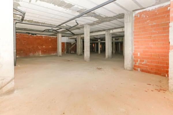 Local o nave en calle Ruiseñor