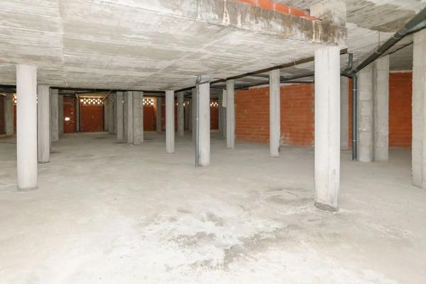 Local o nave en calle Ruiseñor