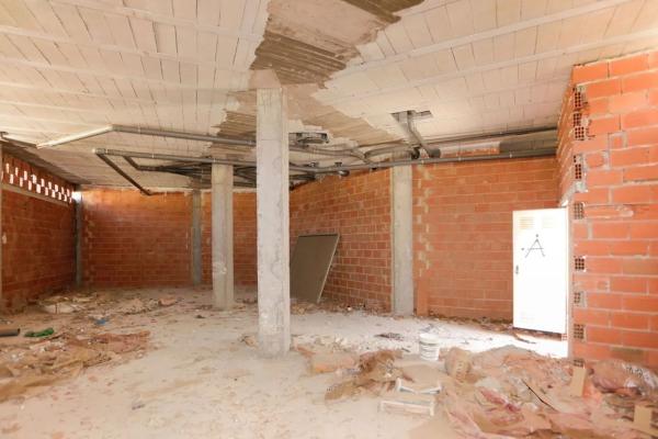 Local o nave en calle Ruiseñor