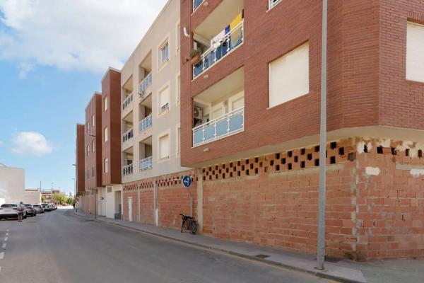 Local o nave en calle Ruiseñor