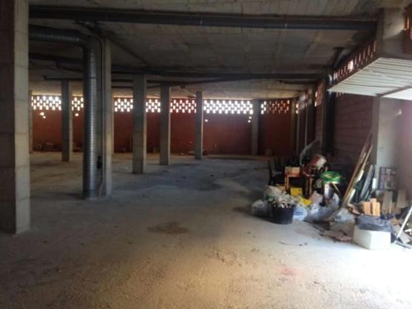 Local en Zona Pueblo