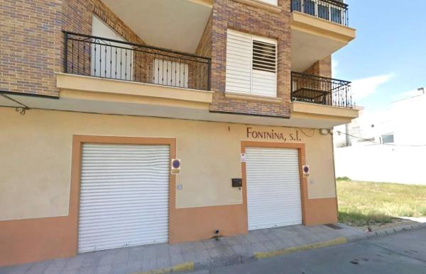 Local en calle Hermanos Rodríguez, 63