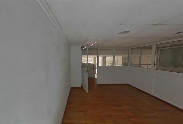 Local en calle Hermanos Rodríguez, 63