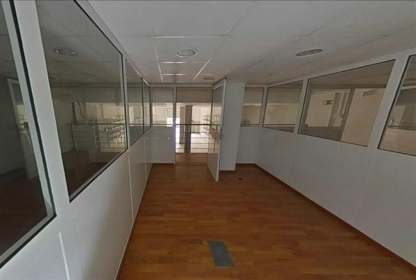 Local en calle Hermanos Rodríguez, 63