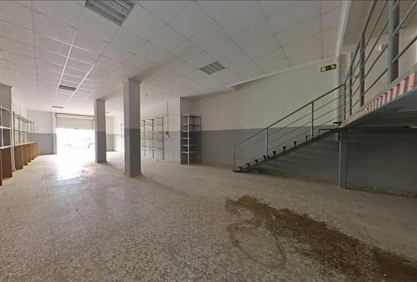 Local en calle Hermanos Rodríguez, 63