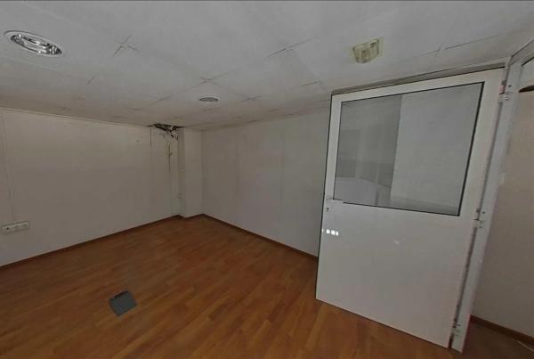 Local en calle Hermanos Rodríguez, 63